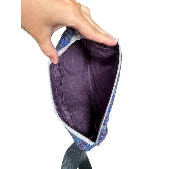 Boho Striped Corduroy Fanny Pack Crossbody Waist Belt Bag Adjustable Strap - Picture 6 of 7